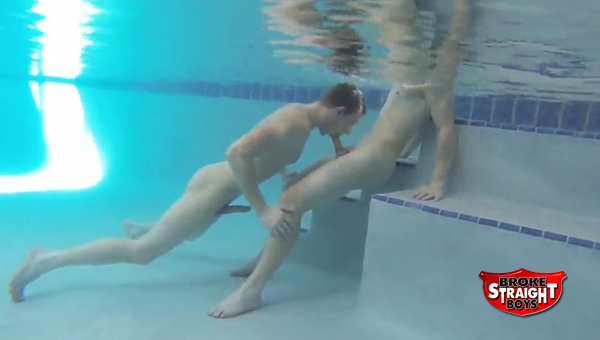 Gay Underwater Blowjob